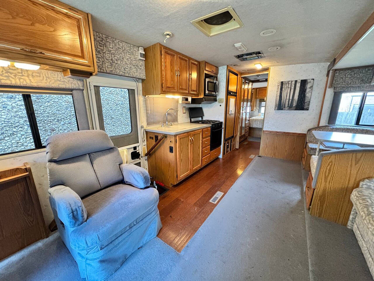 1996 Winnebago Adventurer for sale at Saccucci's Of Schaumburg in Schaumburg, IL