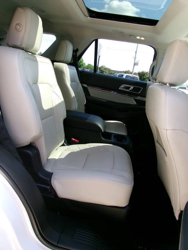 2019 Ford Explorer Platinum
