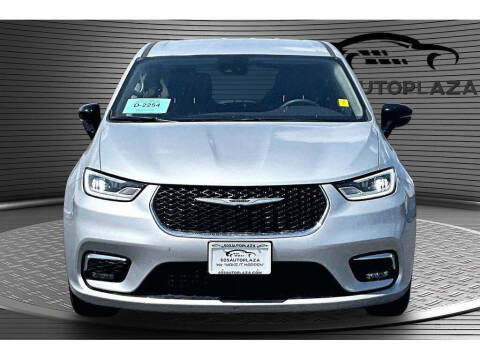 2024 Chrysler Pacifica Plug-In Hybrid