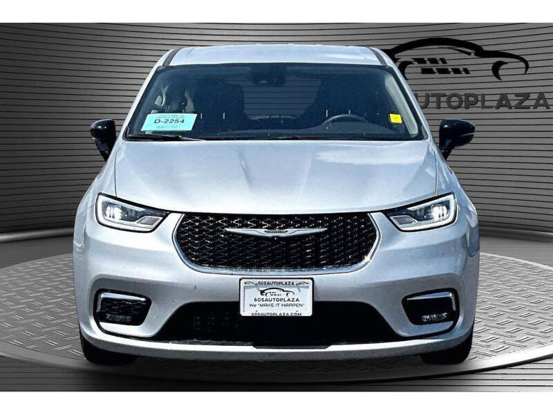 2024 Chrysler Pacifica Plug-In Hybrid