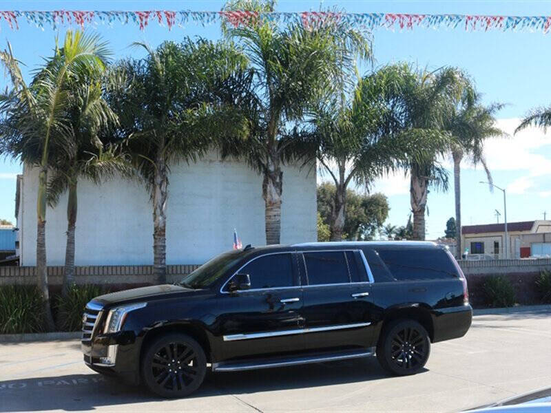 2016 Cadillac Escalade ESV Luxury Collection