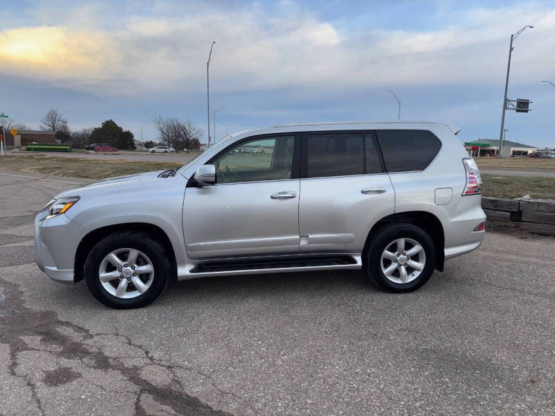 2016 Lexus GX 460