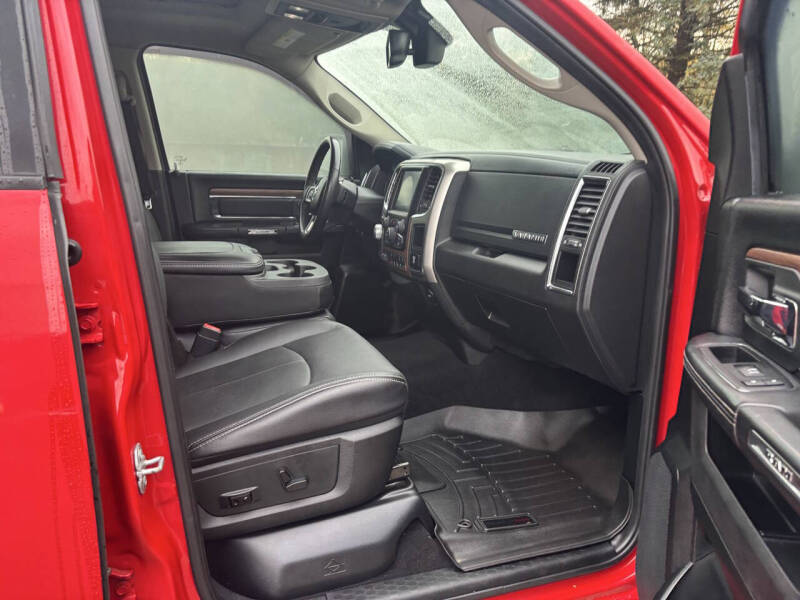 2017 RAM 1500 Laramie