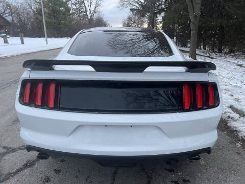 2015 Ford Mustang V6