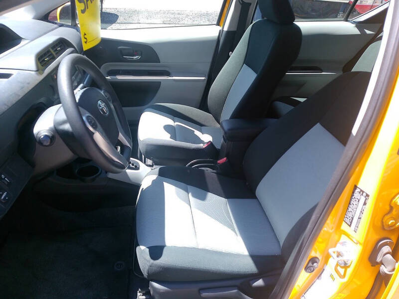 2014 Toyota Prius c Two