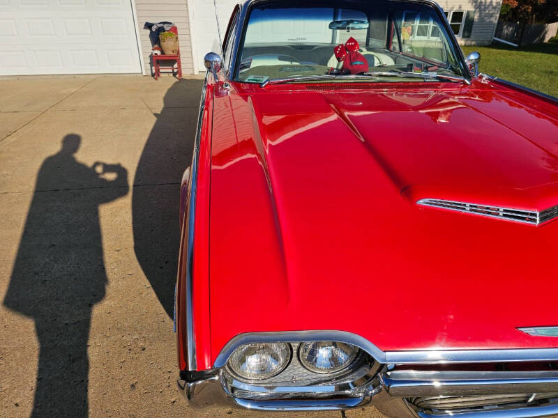 1961 Ford Thunderbird