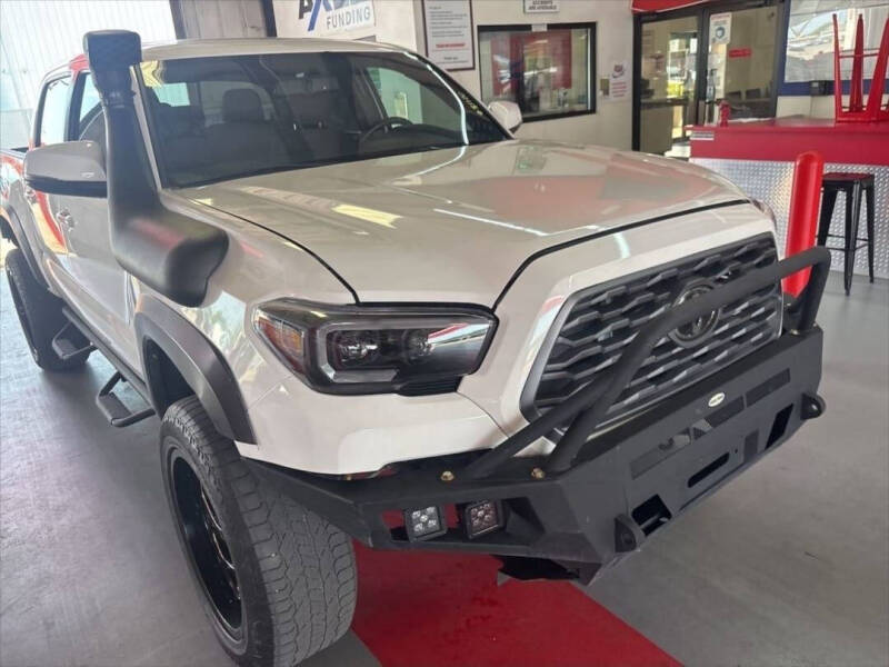 2017 Toyota Tacoma SR V6