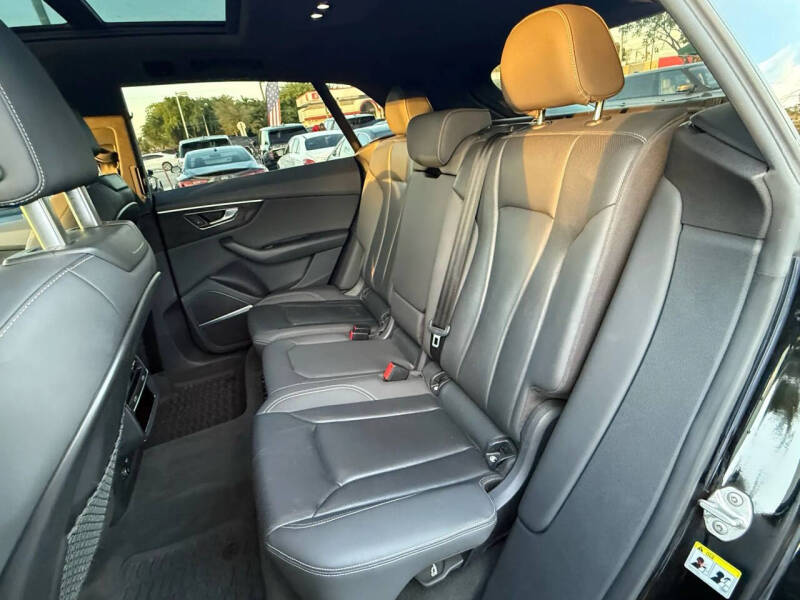 2019 Audi Q8 quattro Premium Plus 55 TFSI