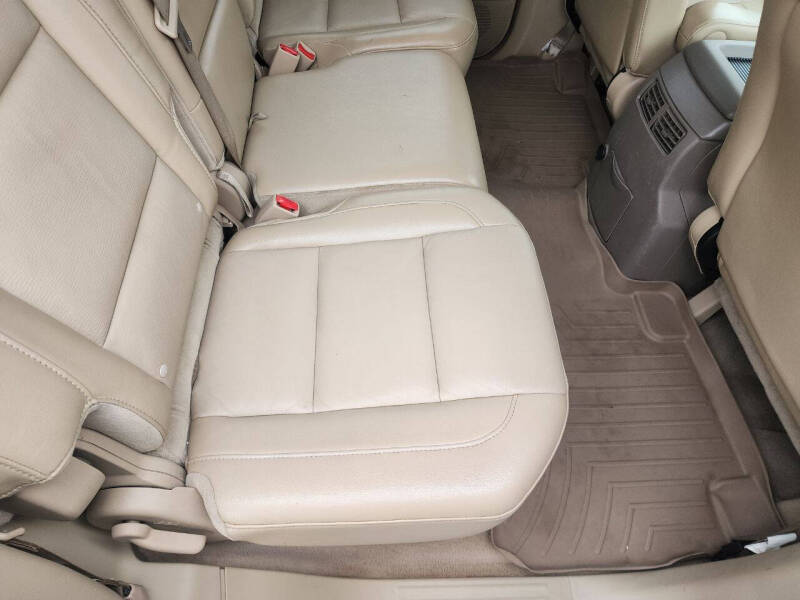 2011 Nissan Armada Platinum