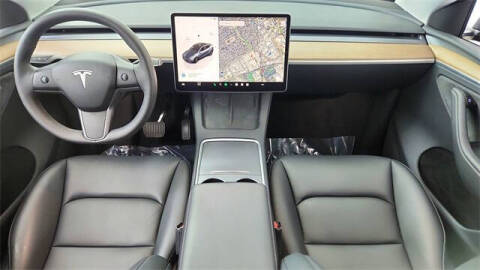 2025 Tesla Model Y Long Range