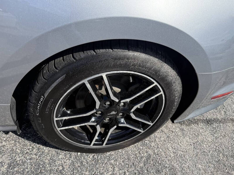 2020 Ford Mustang
