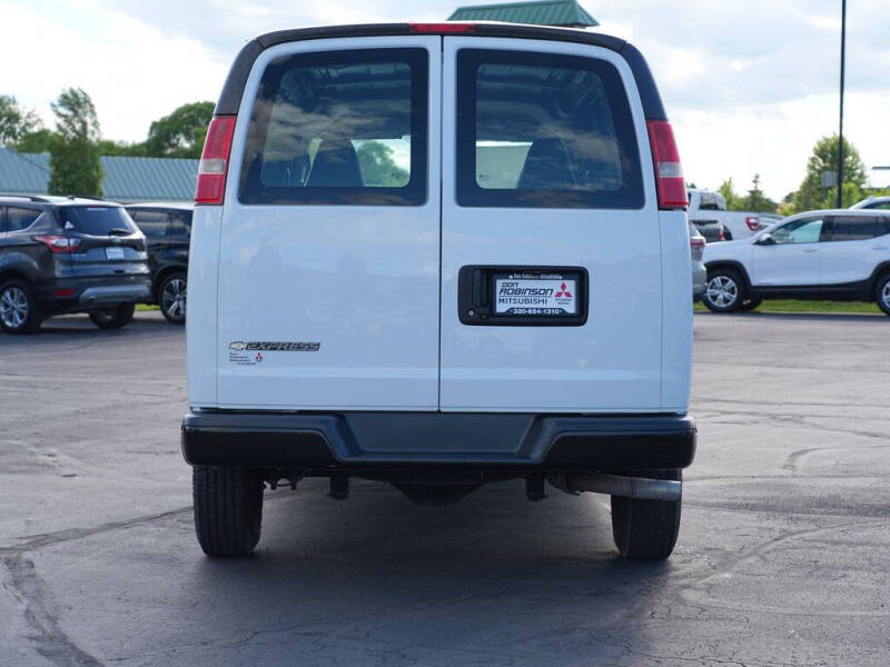 2017 Chevrolet Express 2500