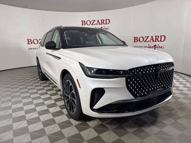 2025 Lincoln Nautilus Hybrid Reserve