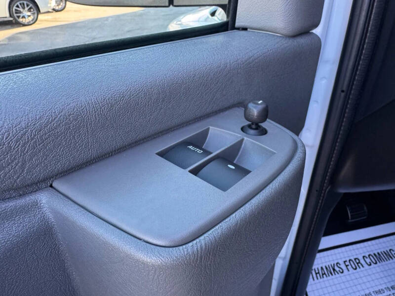 2025 Chevrolet Express 2500