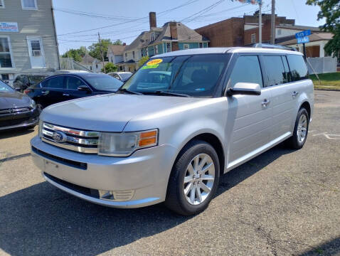 2011 Ford Flex for sale at Signature Auto Group in Massillon OH