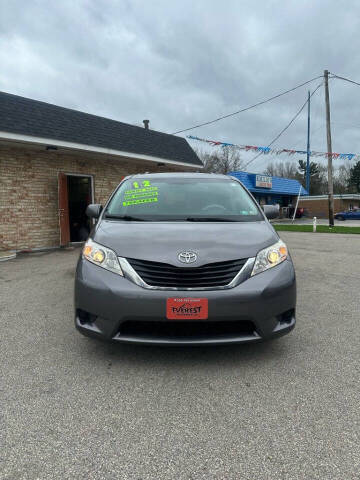 2012 Toyota Sienna for sale at Everest Auto Group LLC in Austintown OH