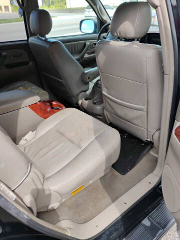 2005 Toyota Sequoia Limited