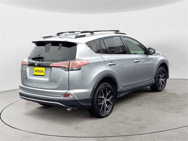 2017 Toyota RAV4 Hybrid SE