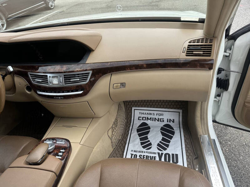 2008 Mercedes-Benz S-Class S 550 4MATIC