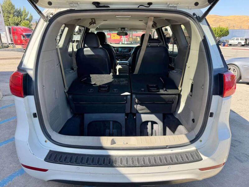 2016 Kia Sedona