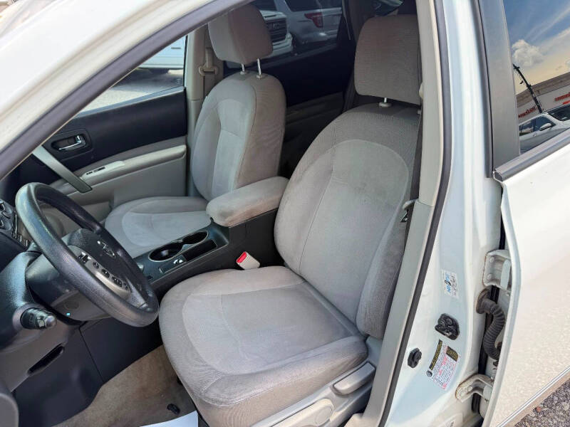 2013 Nissan Rogue SV