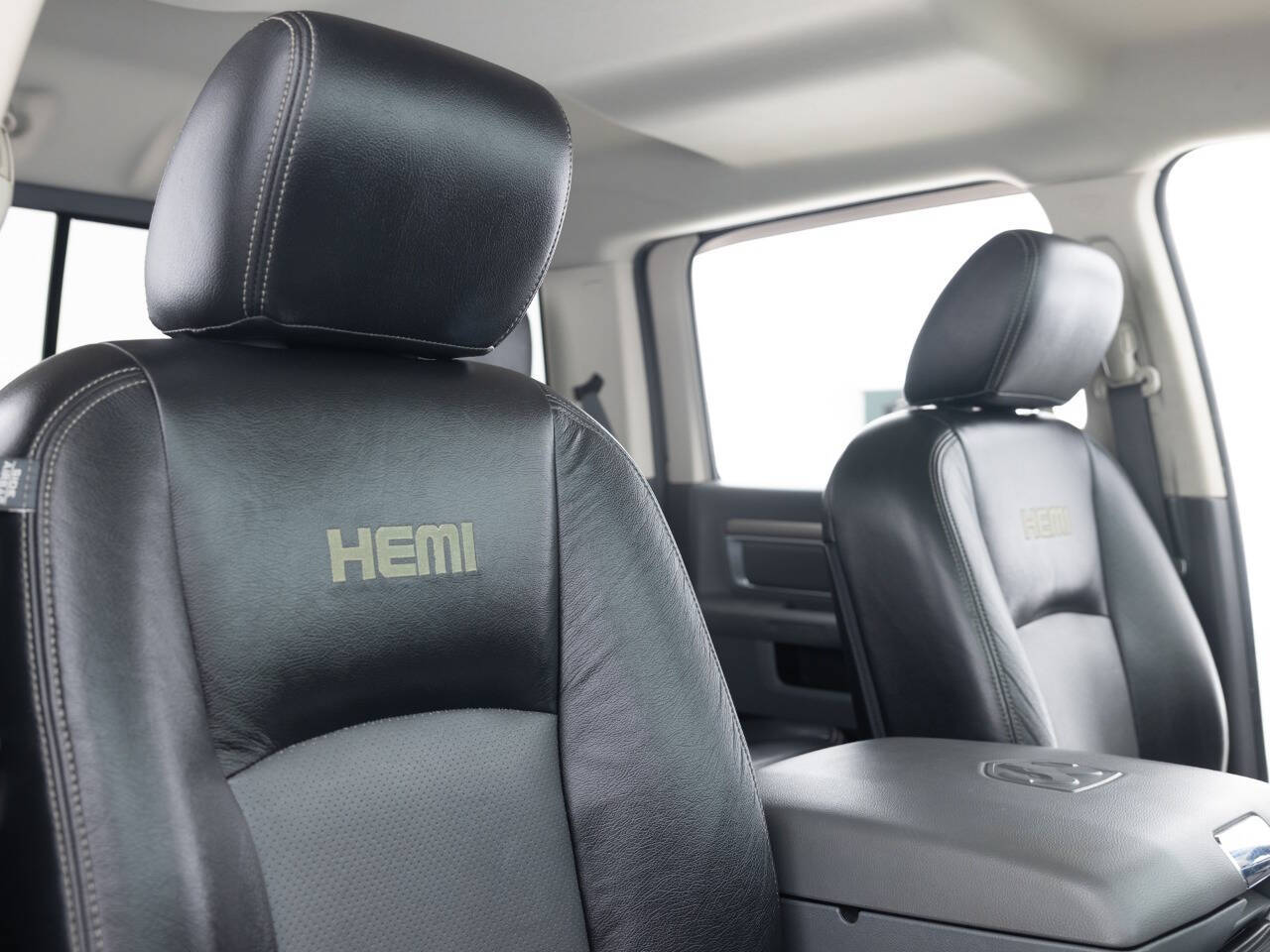 Used Car 2017 Ram 1500  Big Horn 4x4 4dr Crew Cab 5.5 Ft. Sb Pickup For Sale Under $25,000 In Coal City, Illinois