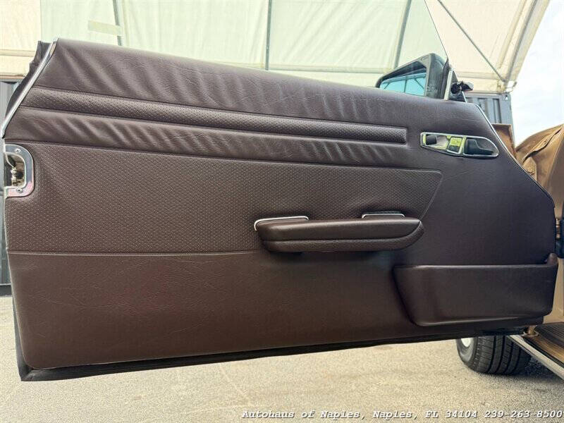 1988 Mercedes-Benz 560-Class 560 SL