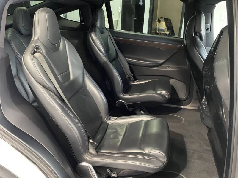 2016 Tesla Model X 90D