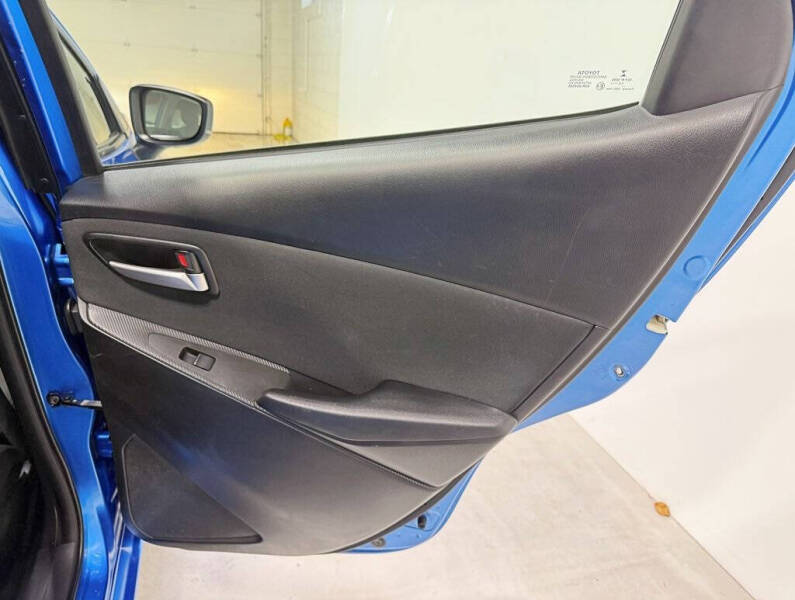 2020 Toyota Yaris LE