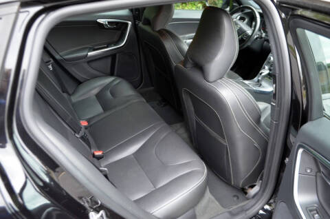 2017 Volvo V60 T5 Dynamic