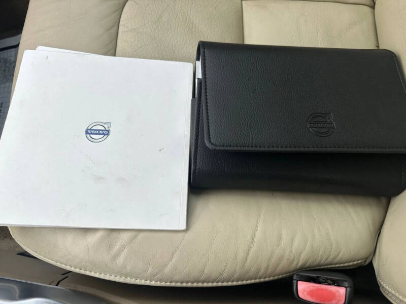 2015 Volvo XC70 T6 Premier Plus