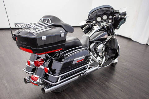2010 Harley-Davidson FLHTC