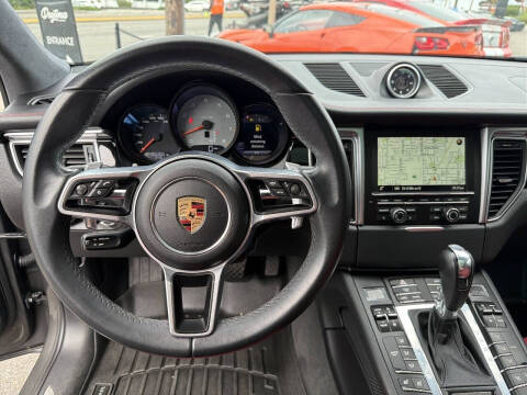 2016 Porsche Macan S
