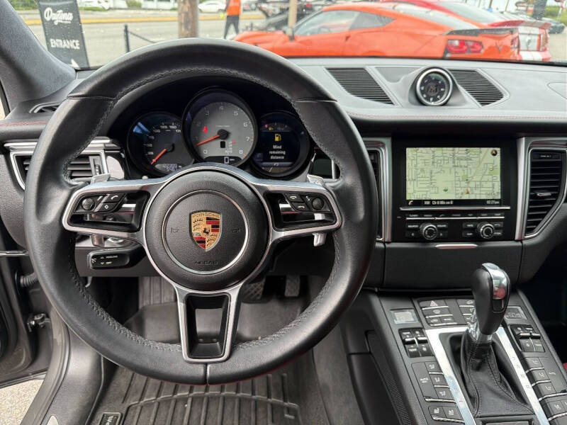 2016 Porsche Macan S