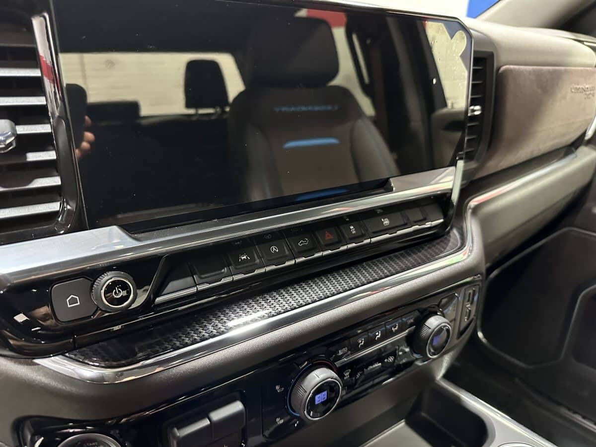 2023 Chevrolet Silverado 1500 23