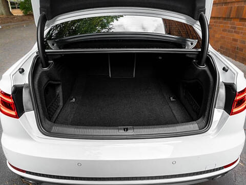 2018 Audi A4 2.0T quattro Prestige