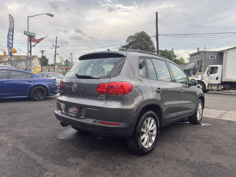 2018 Volkswagen Tiguan Limited 2.0T 4Motion