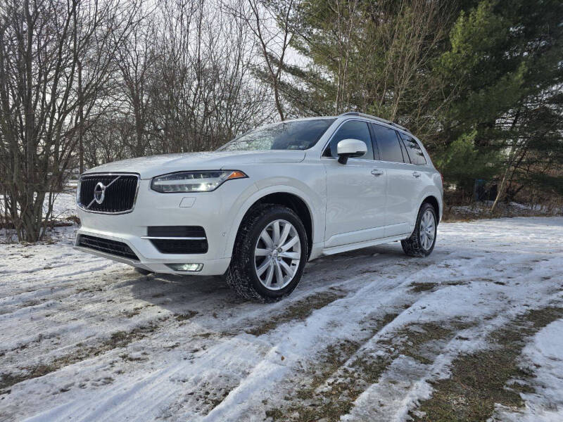 2016 Volvo XC90 T6 Momentum