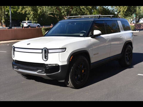 2023 Rivian R1S Adventure