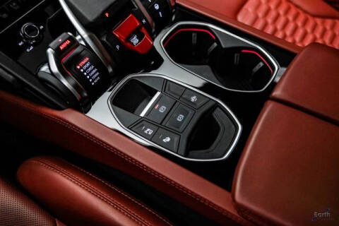 2022 Lamborghini Urus