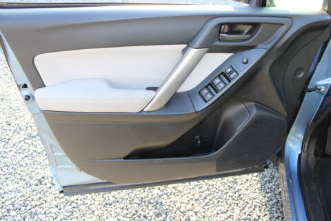 2015 Subaru Forester 2.5i