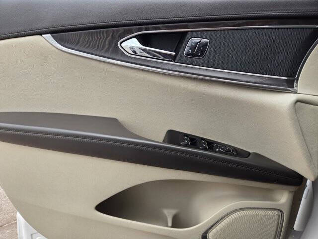 2017 Lincoln MKX Select