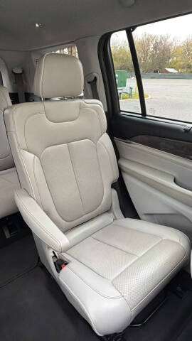 2022 Jeep Grand Cherokee L Overland