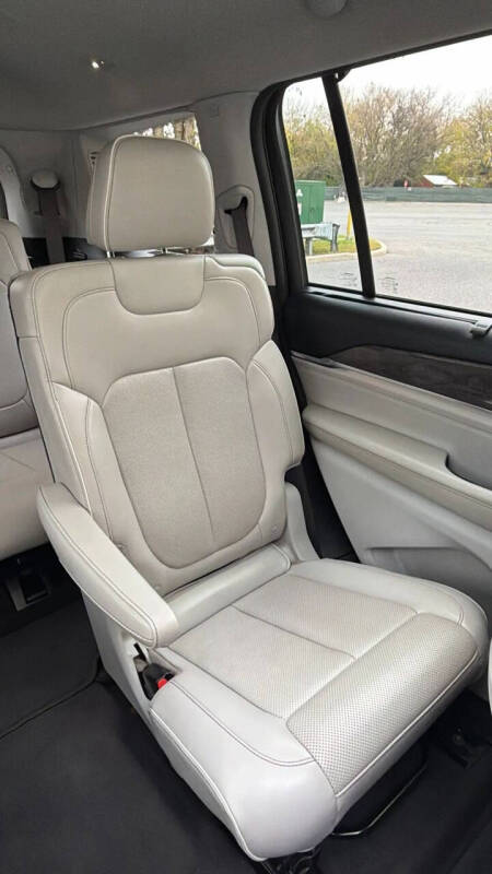 2022 Jeep Grand Cherokee L Overland