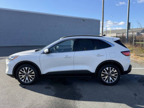 2020 Ford Escape Titanium