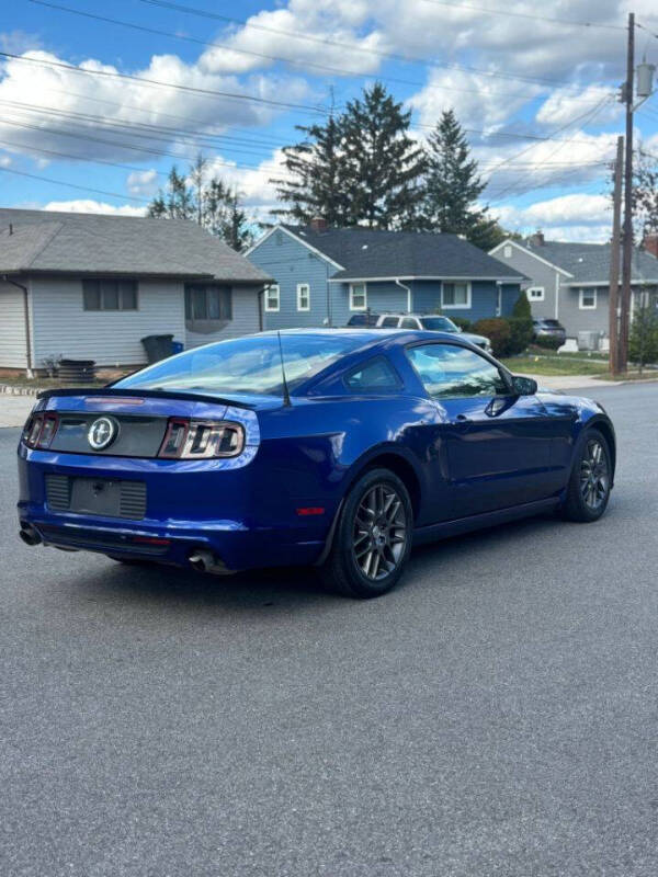 2013 Ford Mustang V6 Premium