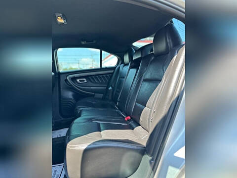 2014 Ford Taurus SEL