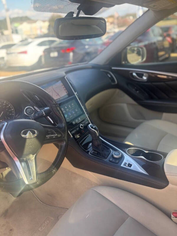 2018 Infiniti Q50 3.0T Luxe