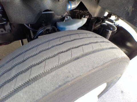 2017 Freightliner M2 106