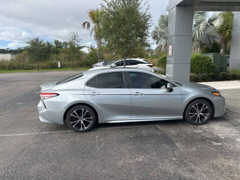 2018 Toyota Camry SE